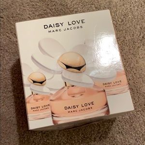 Marc Jacobs - Daisy Love